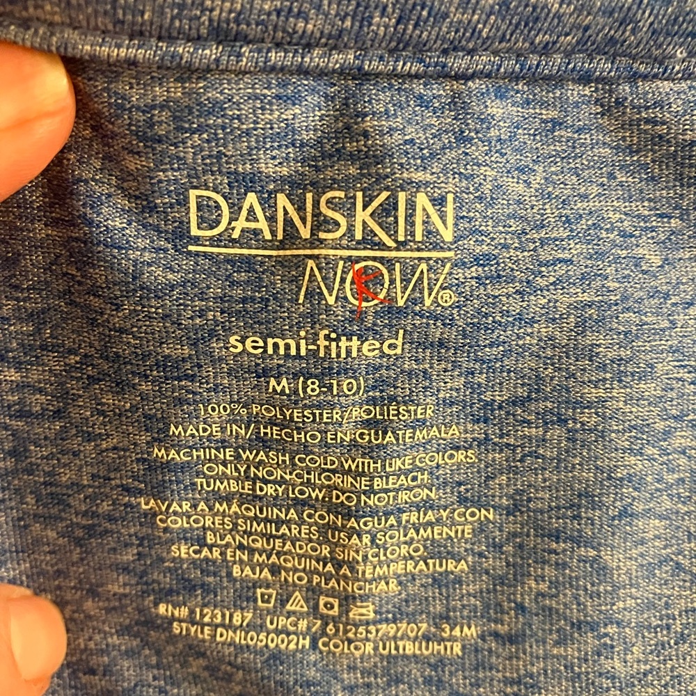 Danskin NOW 2 semi fitted short sleeve tops medium - Picture 10 of 10